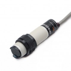 Senzor optic retroreflexiv M18 - PNP NO